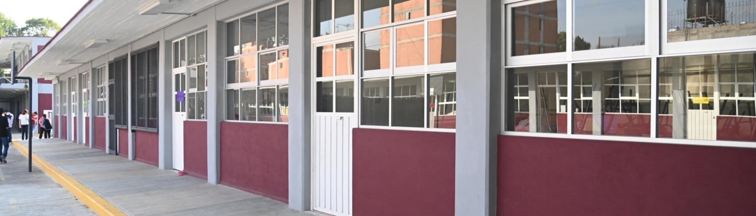 La-Escuela-Primaria-Bandera-Nacional-renueva-su-infraestructura-con-una-inversion-significativa-scaled (1)